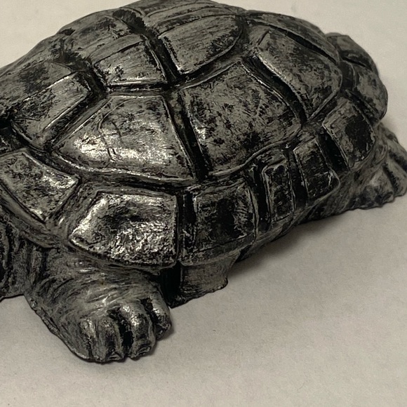 Vintage Turtle figurine painted Black and silver Made in Italy - Picture 4 of 15